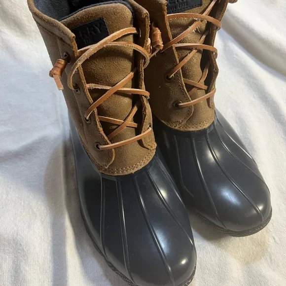 Sperry Duck Boot worn once! Blue Tan 8.5 - Picture 8 of 8